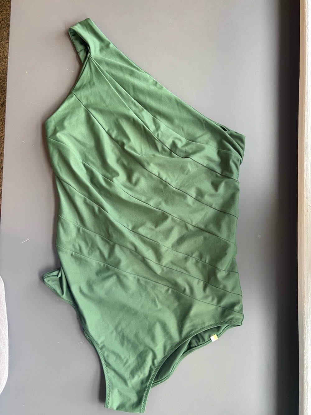 Like new Summersalt Sidestroke One Piece- 14